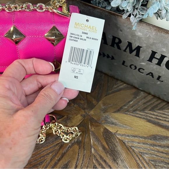 NWT Michael Kors SoHo Studded Quilted Bag - Picture 6 of 12